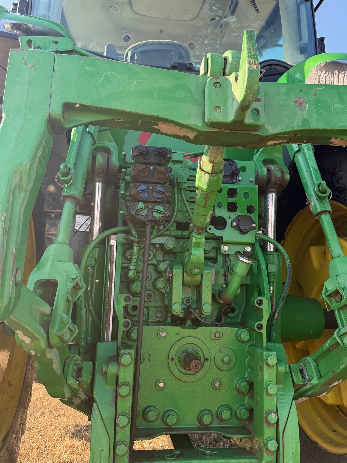 2018 John Deere 7210R Tractor