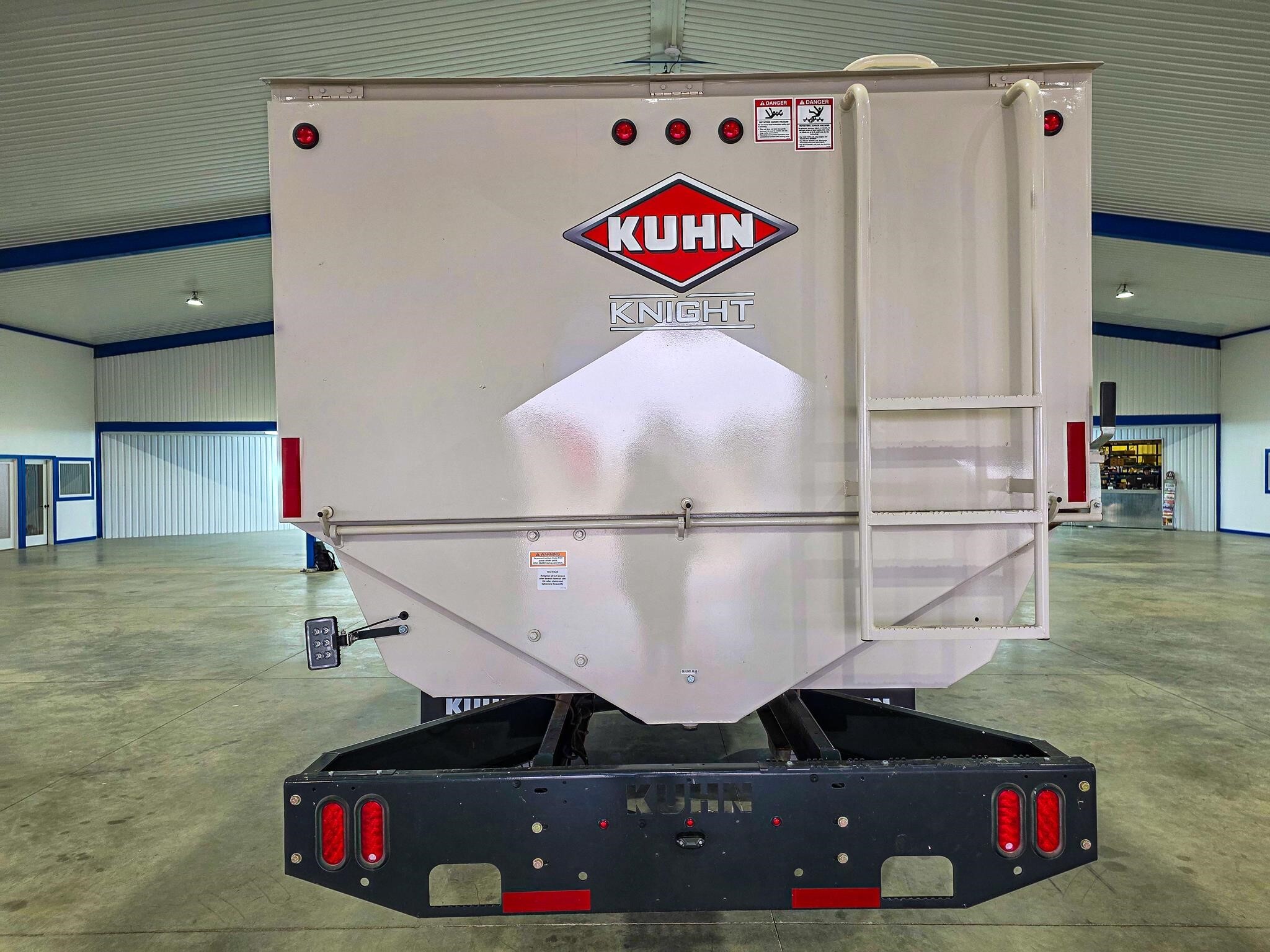 2025 Kuhn Knight RC260 Grinders and Mixer - $Call | Machinery Pete