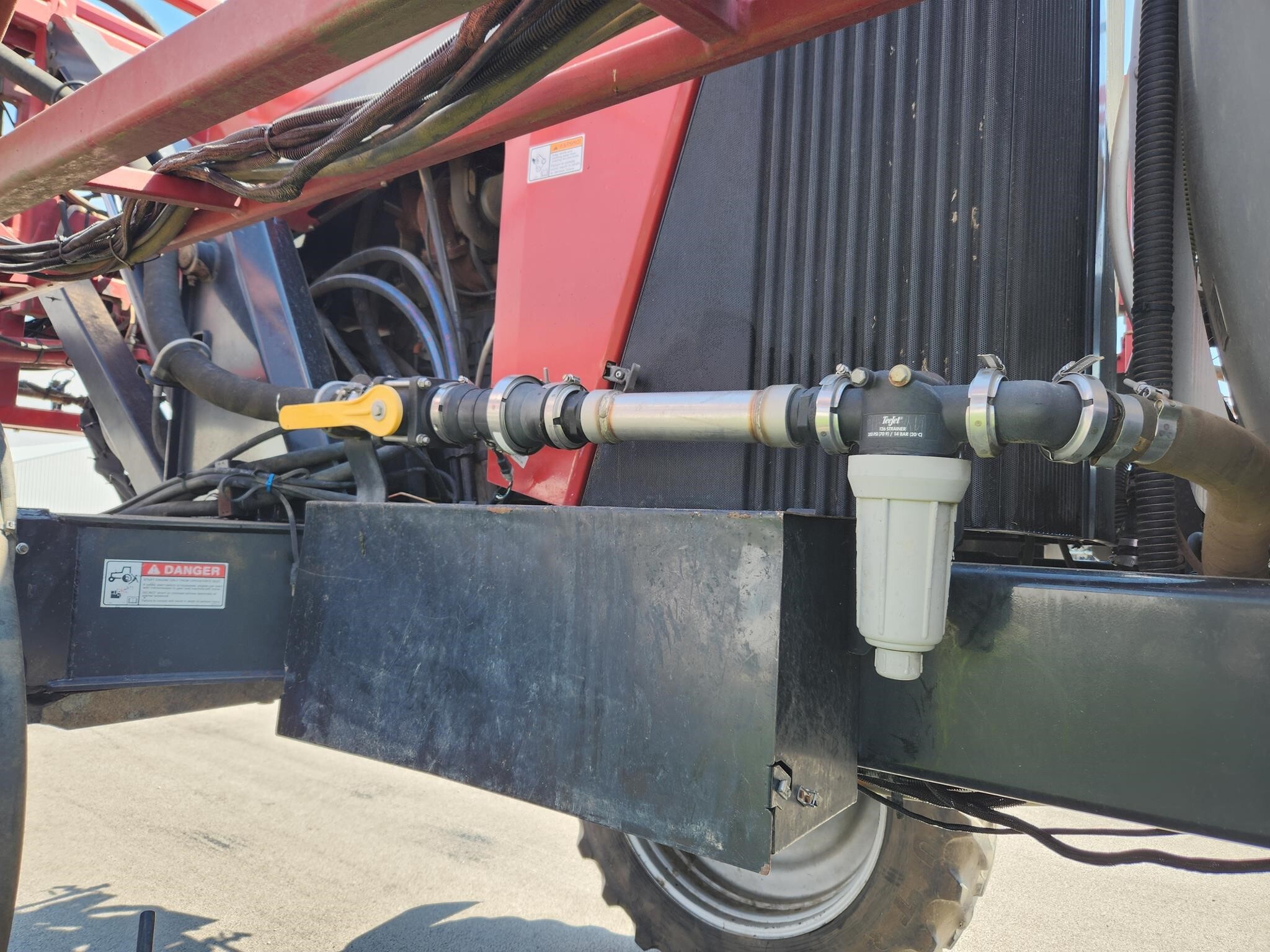 2009 Case IH SPX3320 Self-Propelled Sprayer