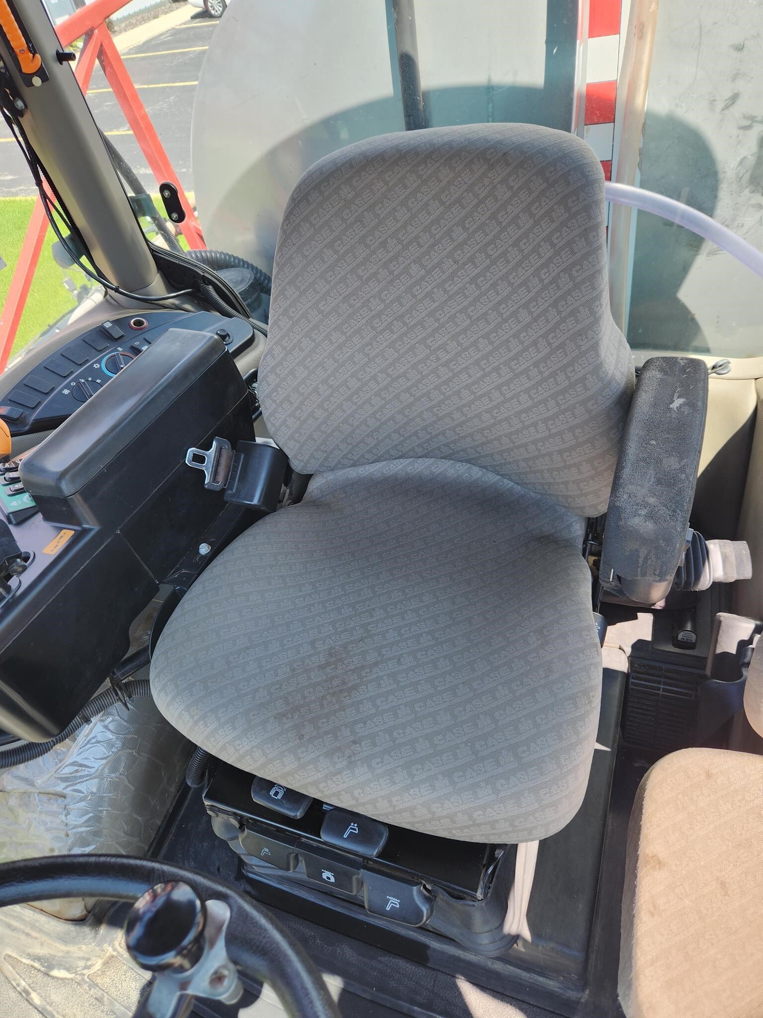 2009 Case IH SPX3320 Self-Propelled Sprayer