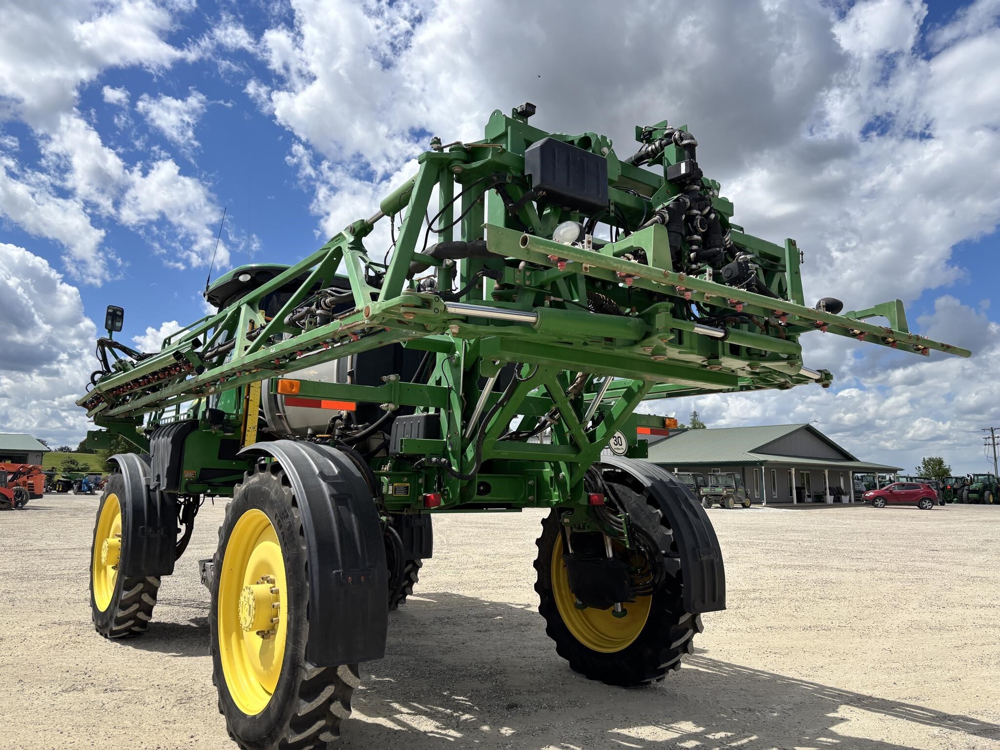 2014 John Deere R4030 Self-Propelled Sprayer