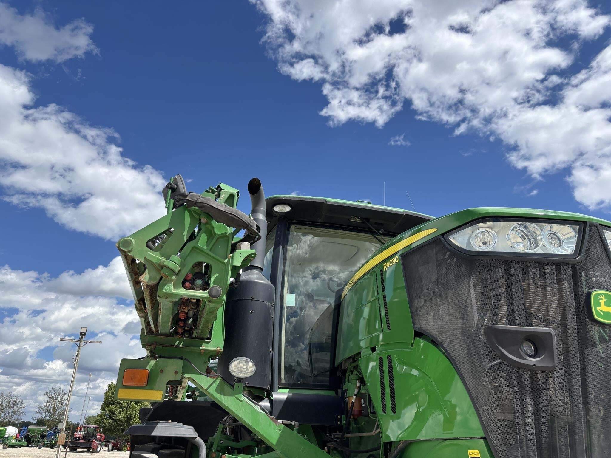 2014 John Deere R4030 Self-Propelled Sprayer