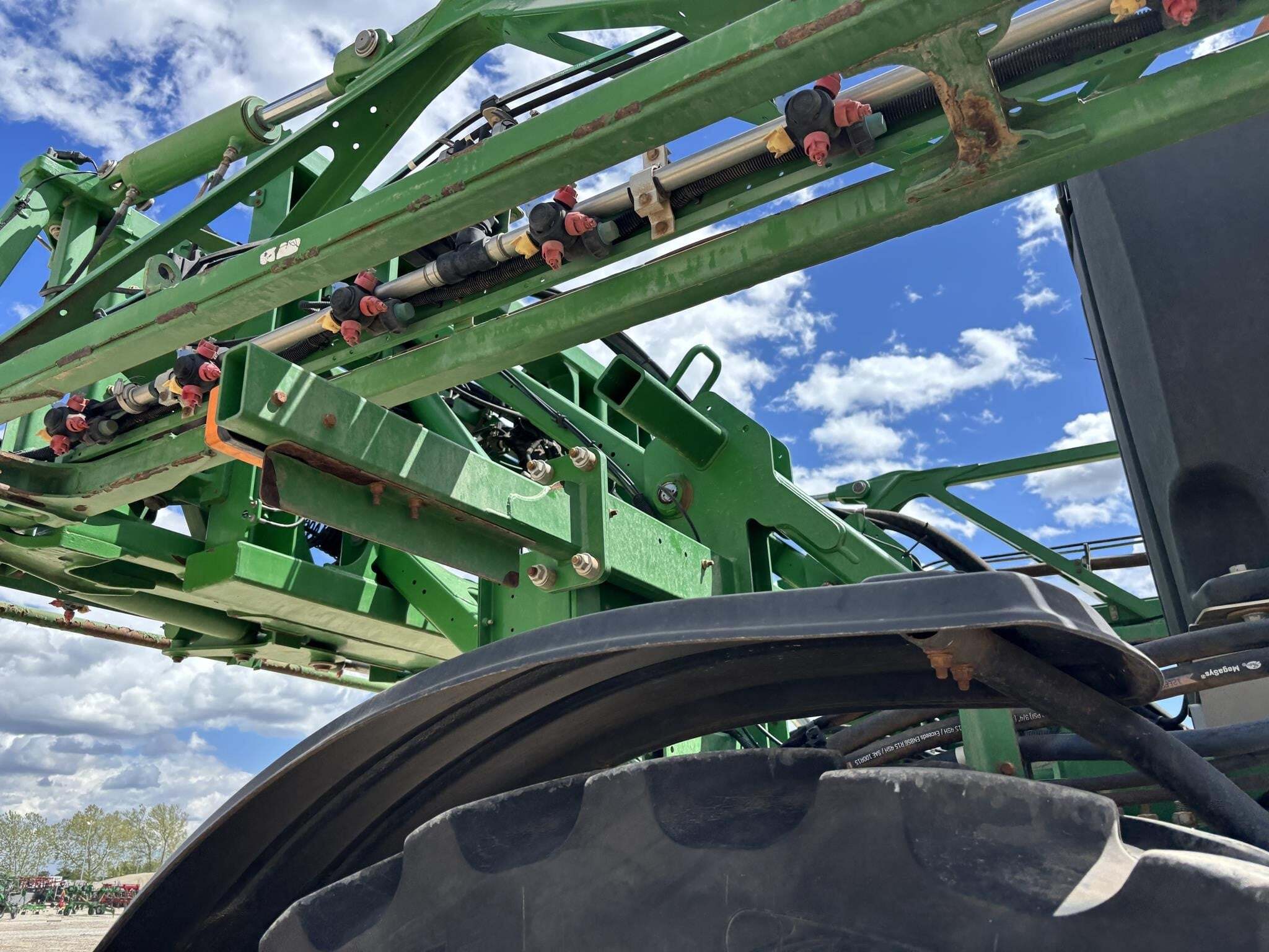 2014 John Deere R4030 Self-Propelled Sprayer