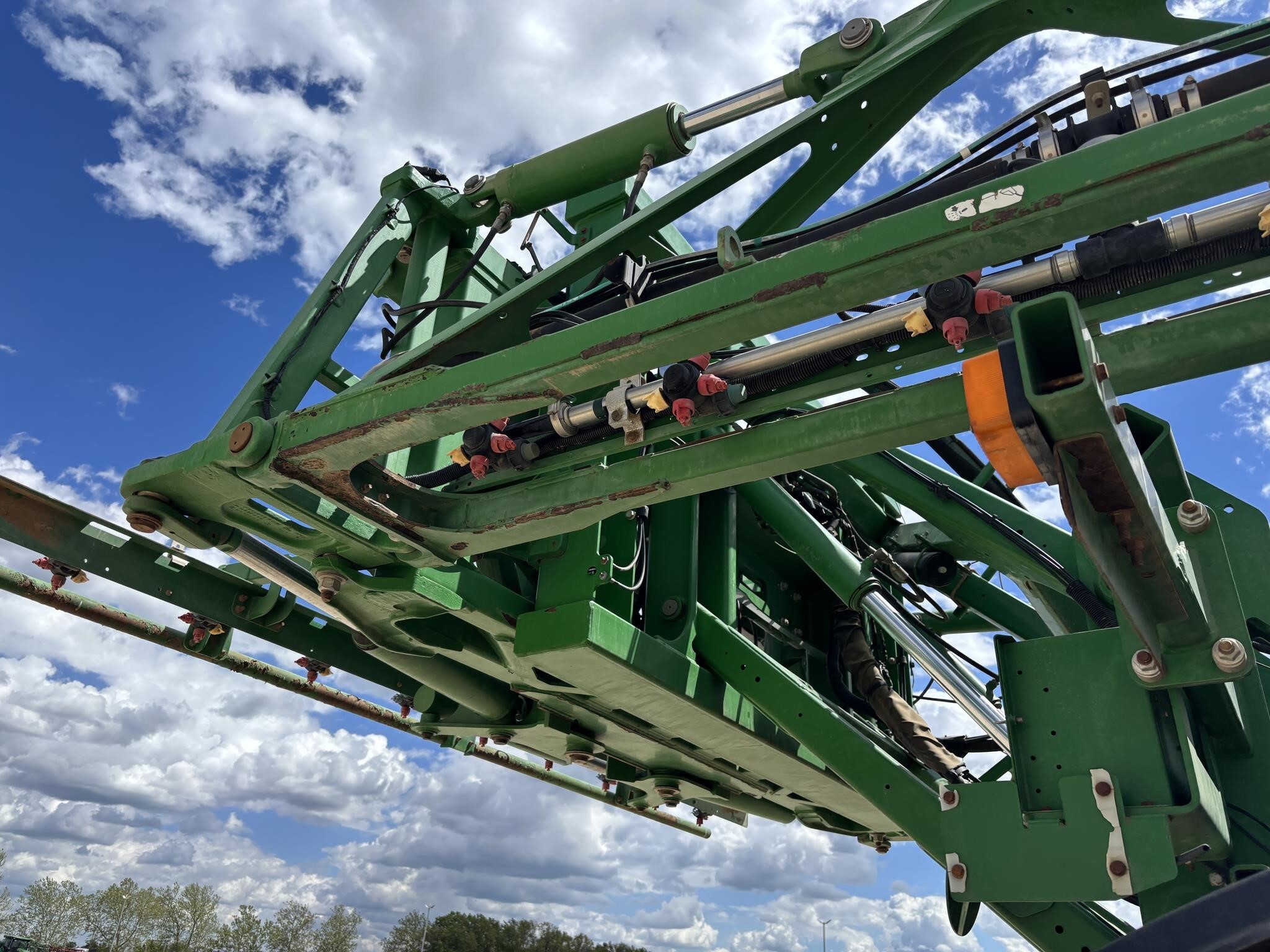 2014 John Deere R4030 Self-Propelled Sprayer