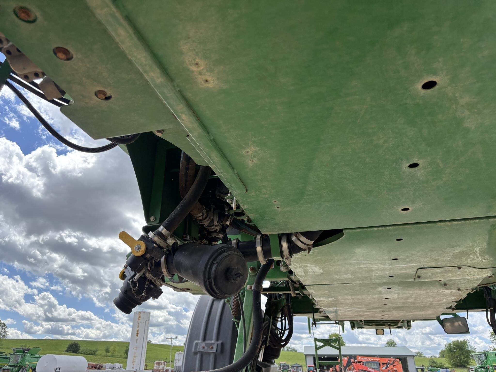 2014 John Deere R4030 Self-Propelled Sprayer