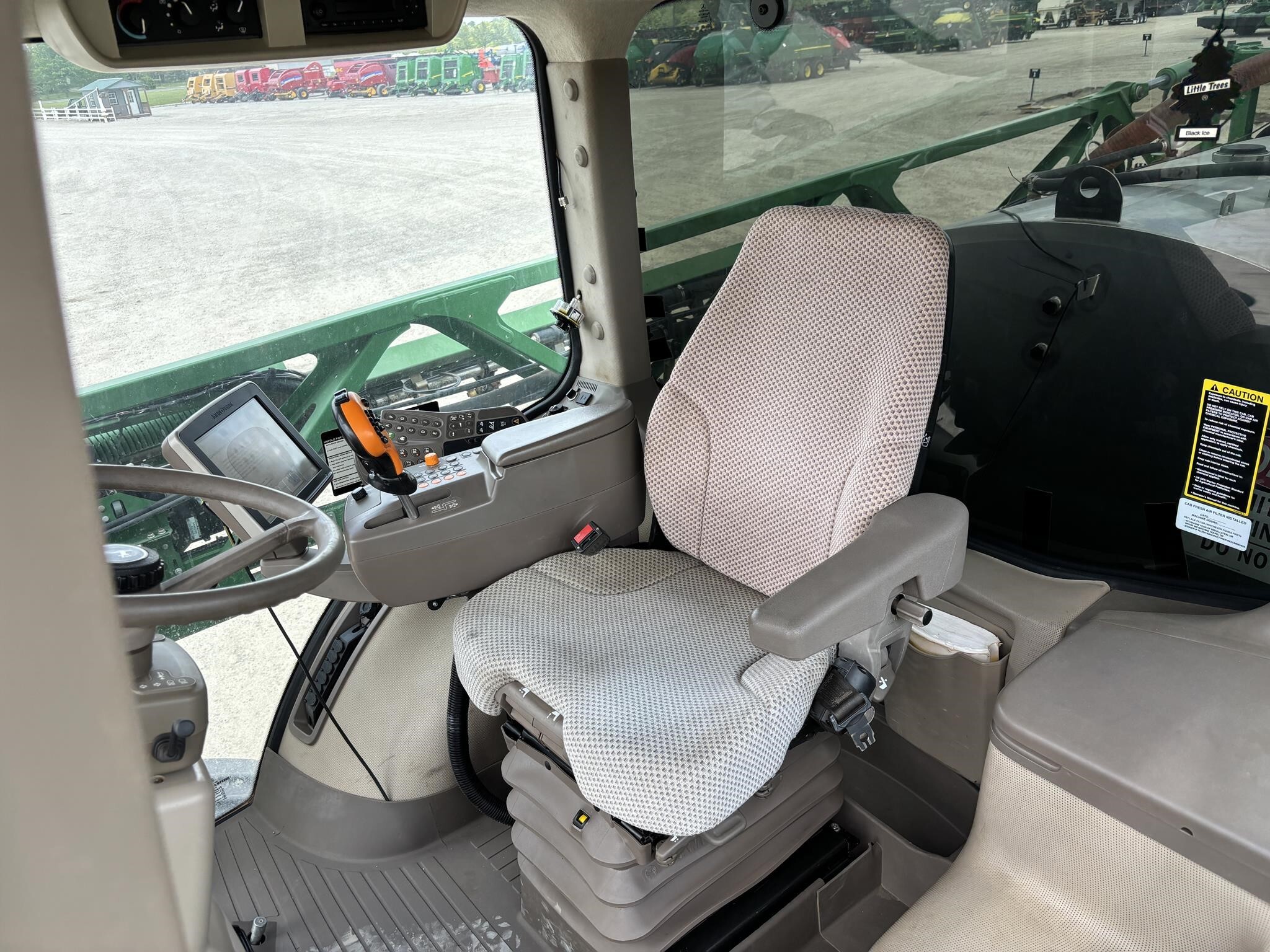 2014 John Deere R4030 Self-Propelled Sprayer