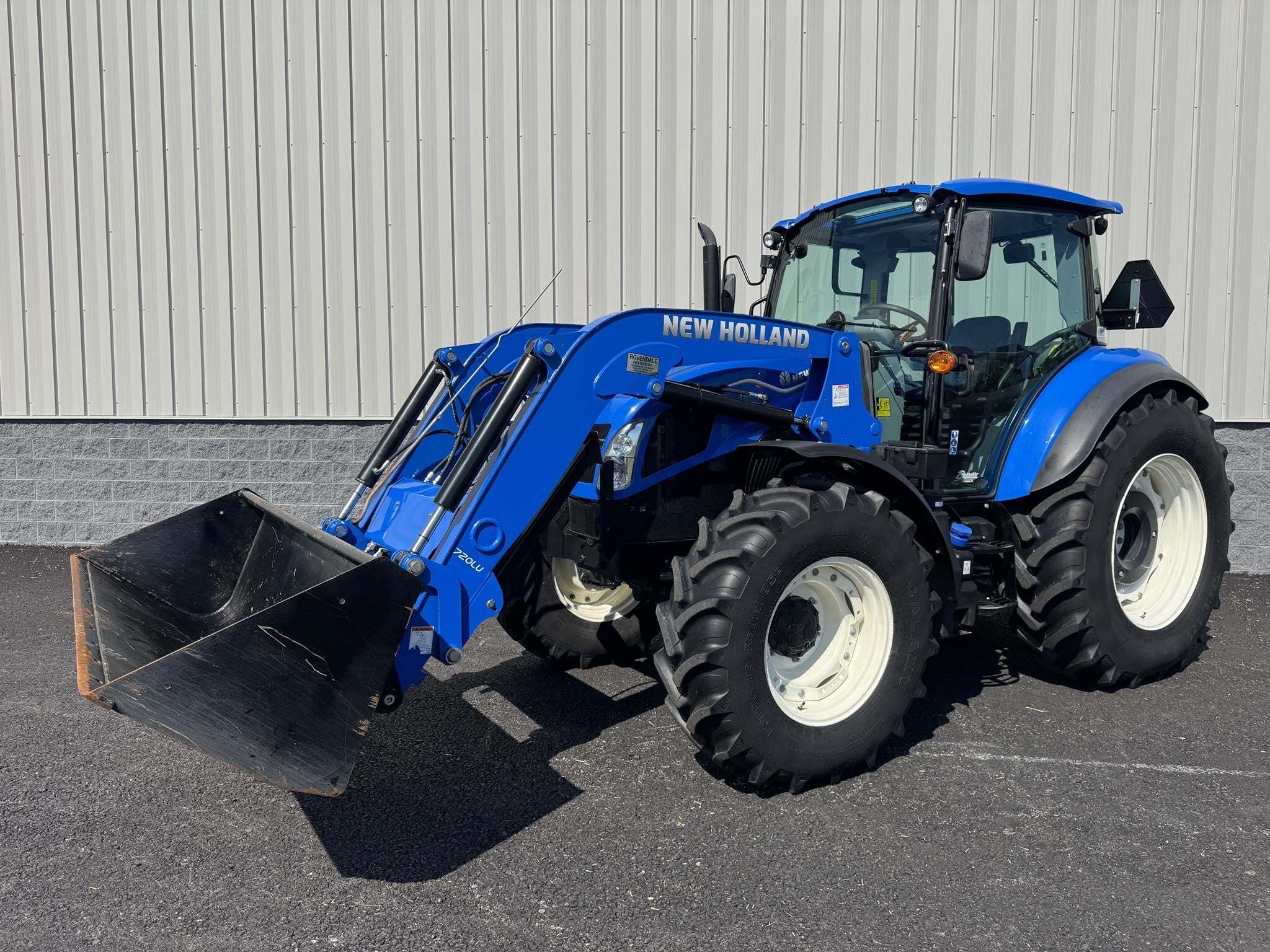 2023 New Holland T5.120 Tractor