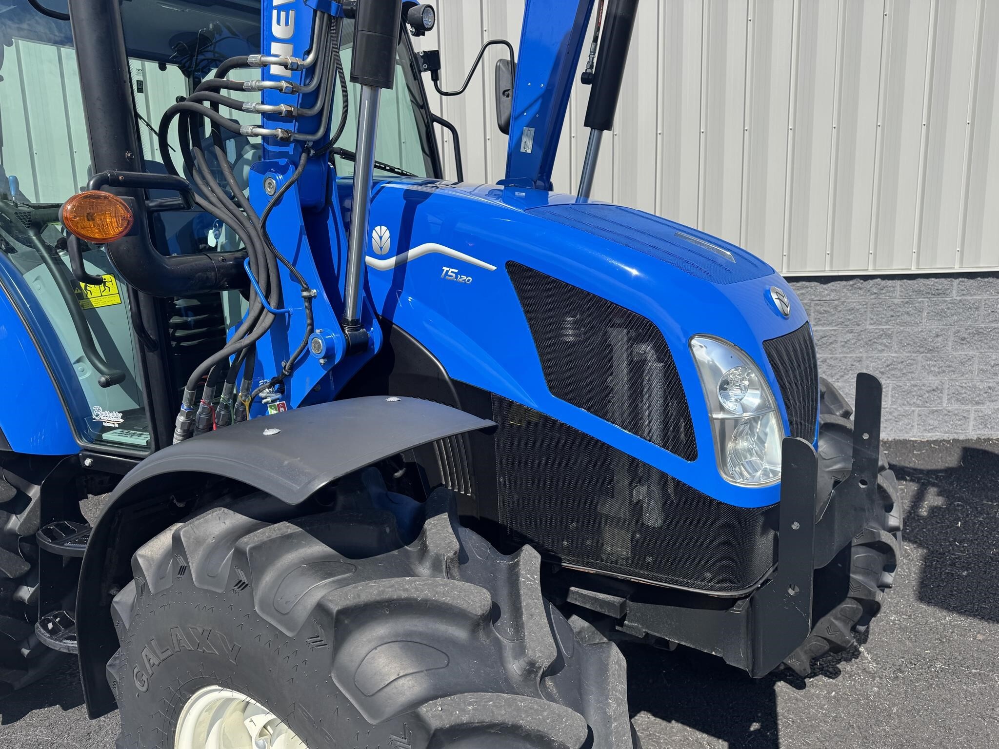 2023 New Holland T5.120 Tractor