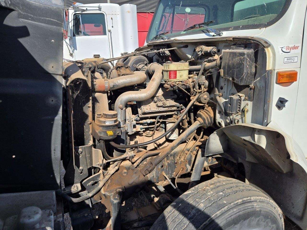 2001 International 4700 Box Trucks/Trailer