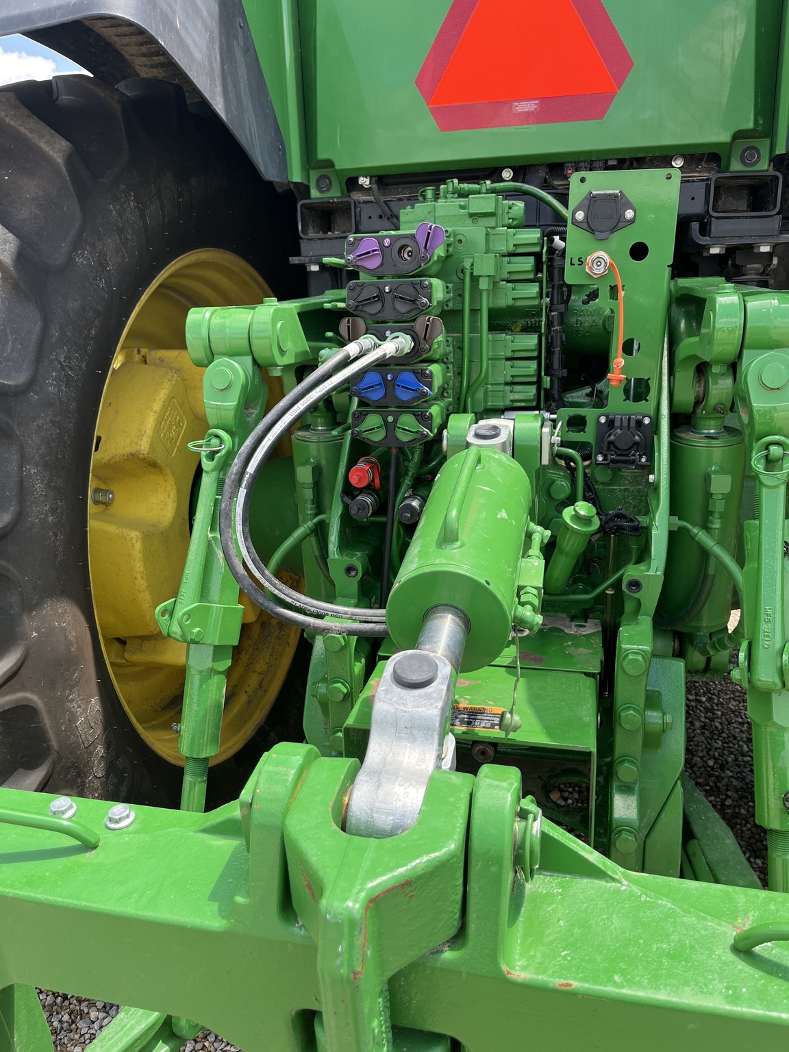 2023 John Deere 8R 310 Tractor