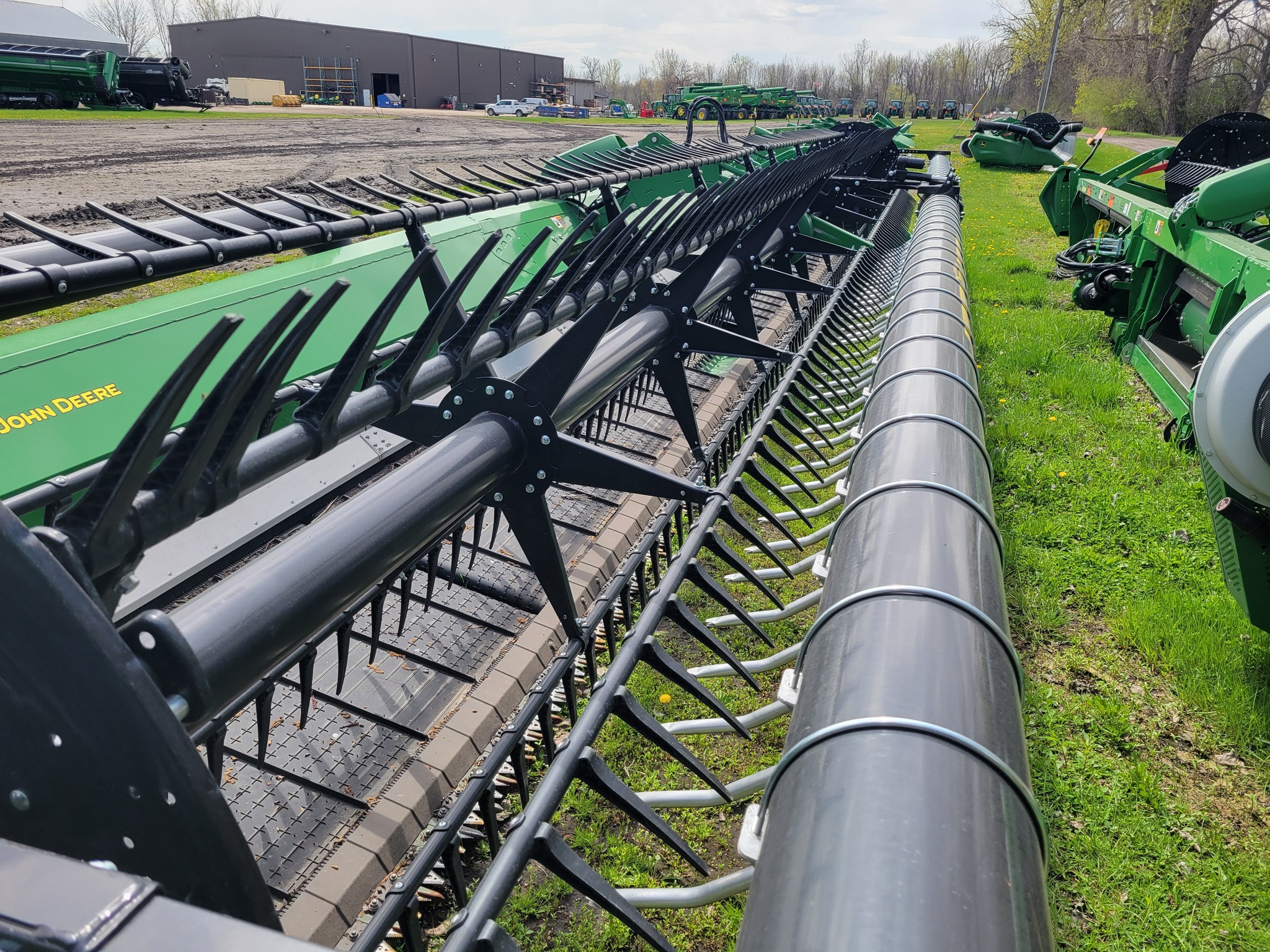 2023 John Deere RD40F Platform