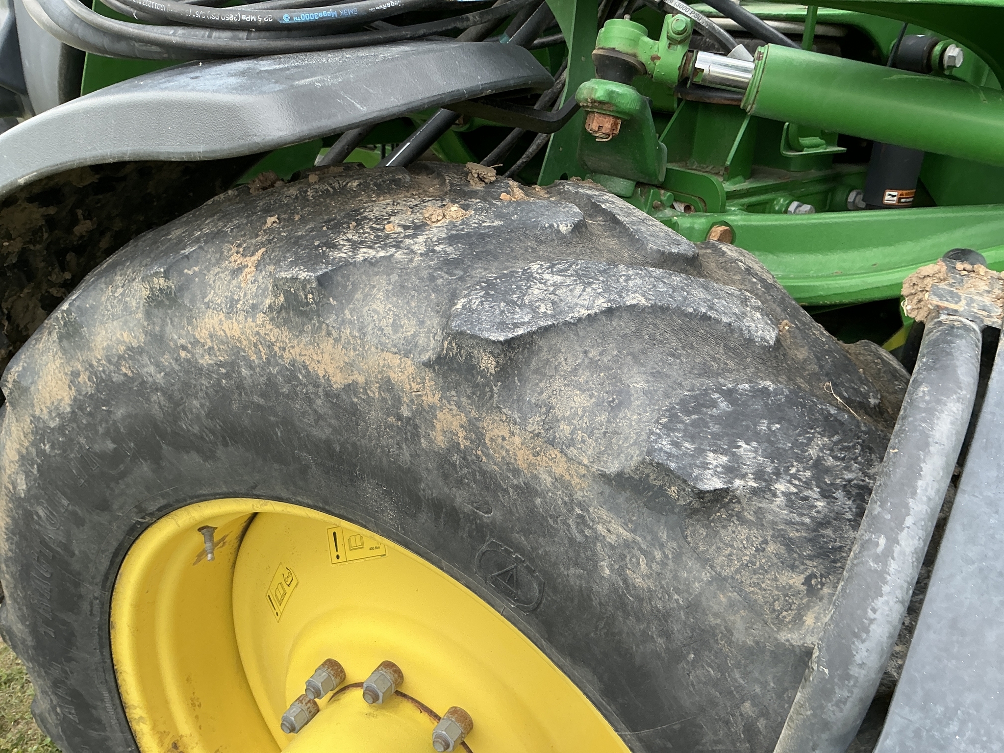 2019 John Deere R4023 Self-Propelled Sprayer