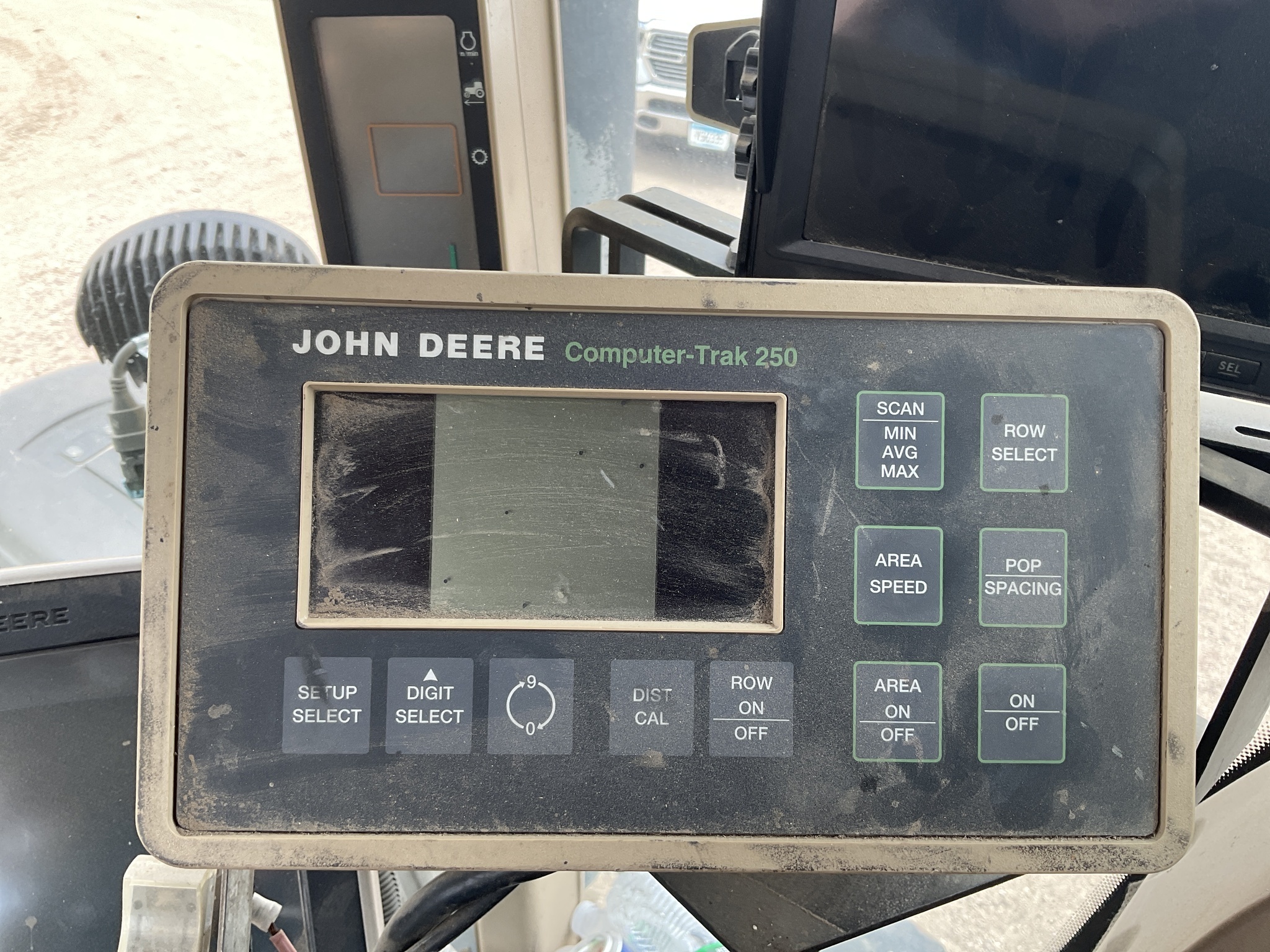 2001 John Deere 1760 Planter