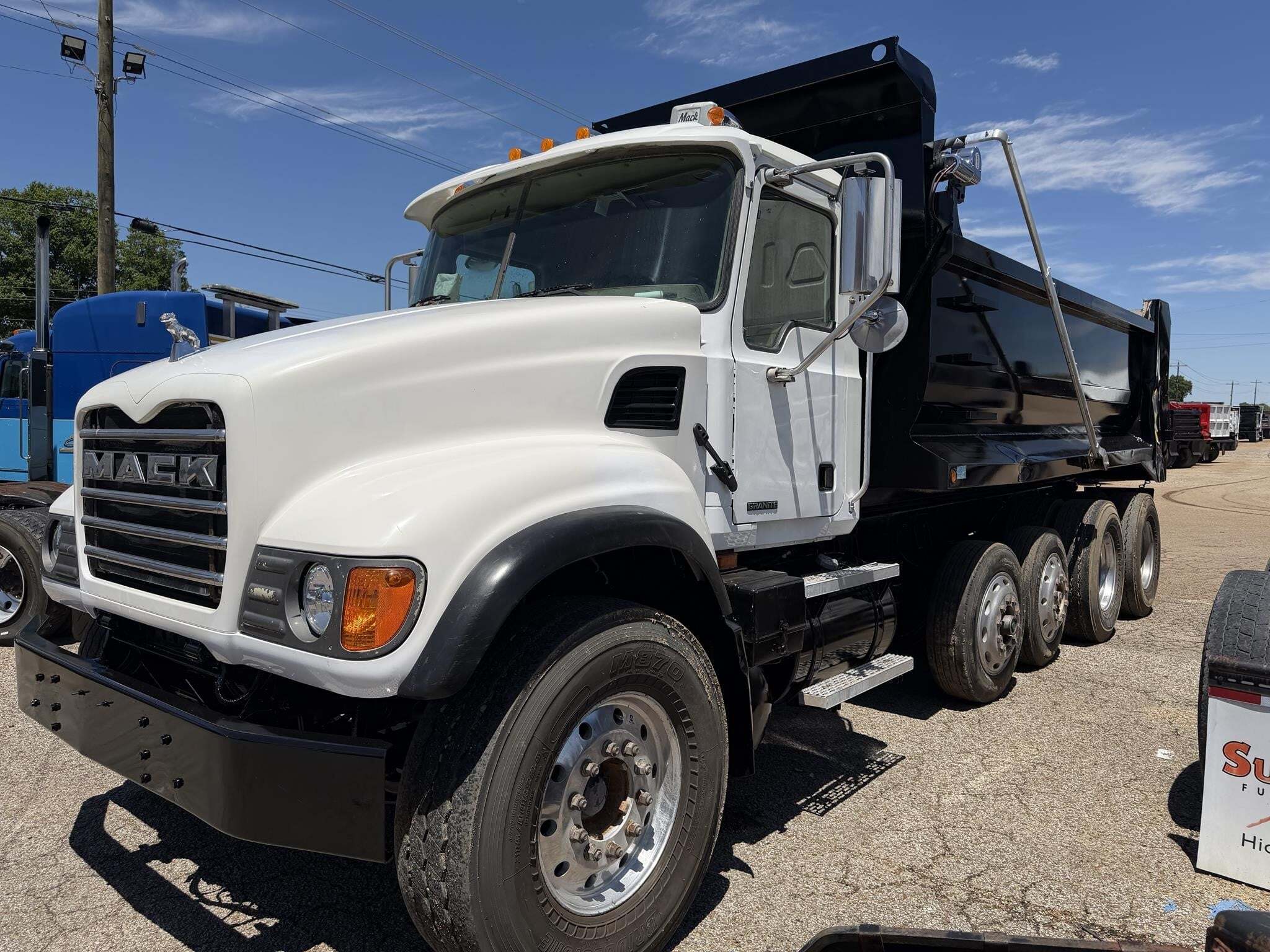 2006 Mack Granite CV713 Dump Trucks/Trailer