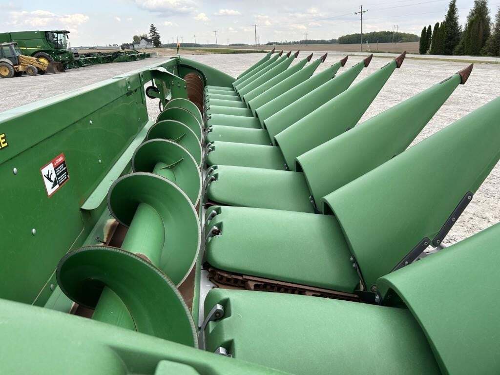 2018 John Deere 712C Corn Head