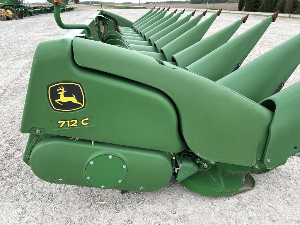 2018 John Deere 712C Corn Head