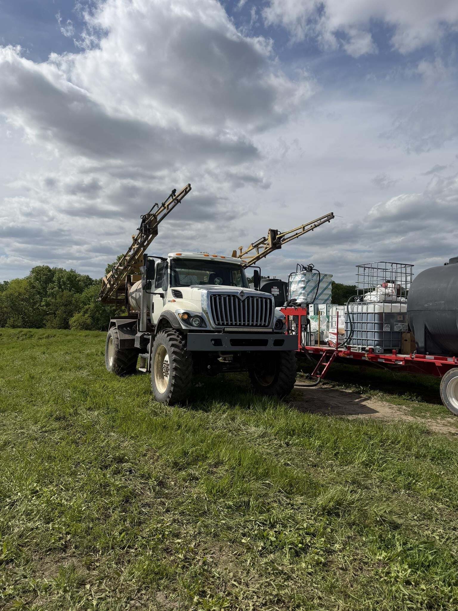 2010 GVM Hydra Spray Pull-Type Sprayer - $39,500 | Machinery Pete