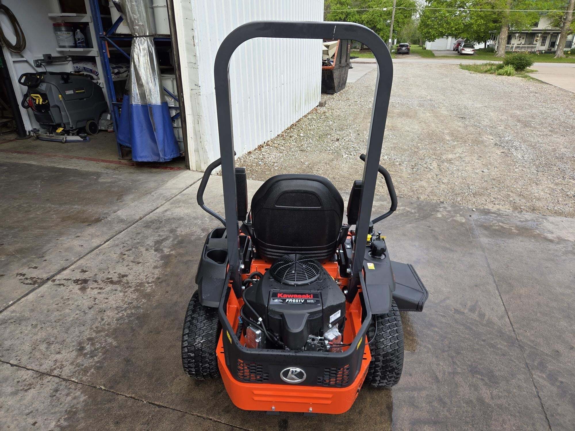 2026 Kubota Z232 Lawn Mower - $Call | Machinery Pete