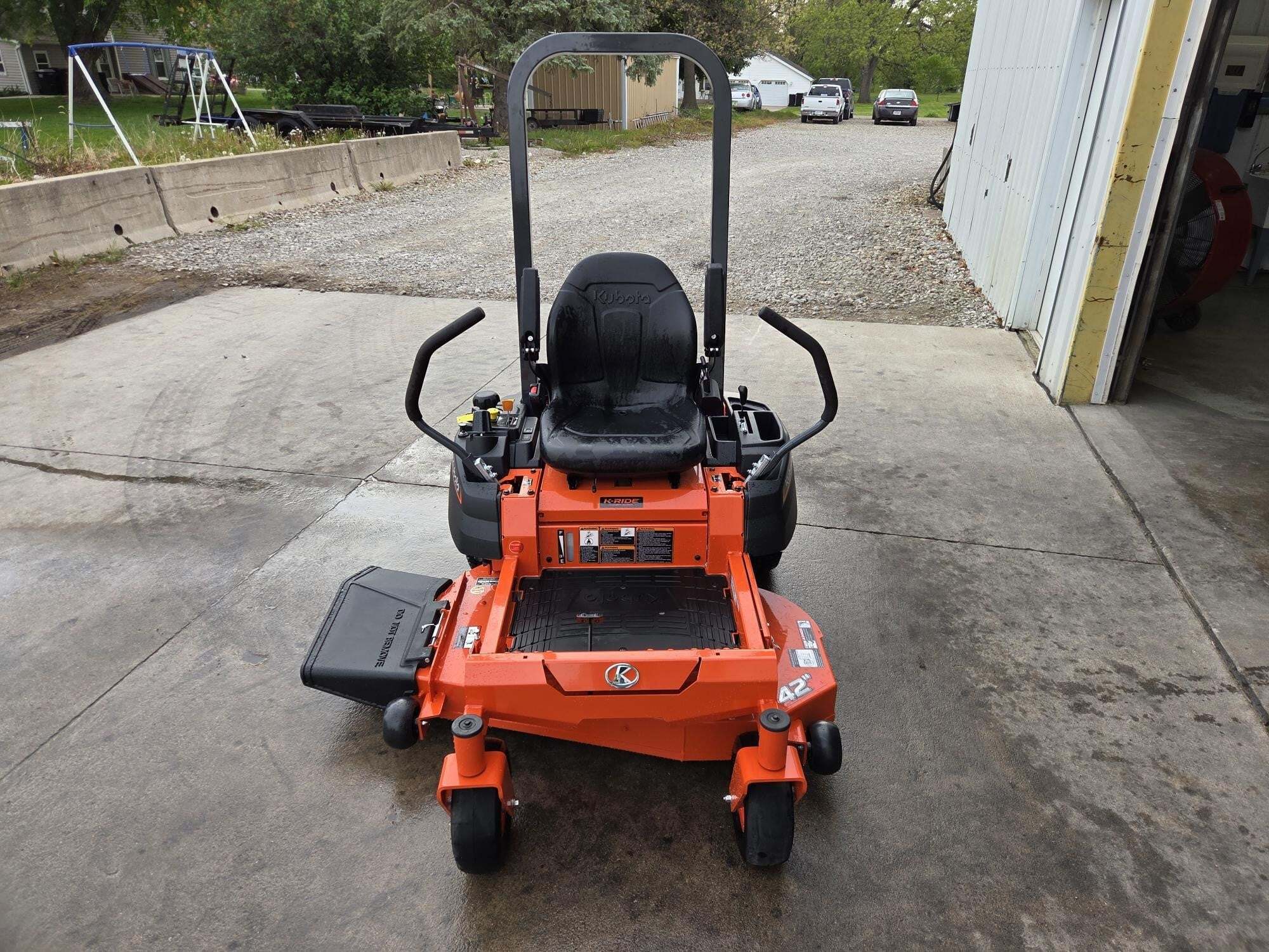2026 Kubota Z232 Lawn Mower - $Call | Machinery Pete