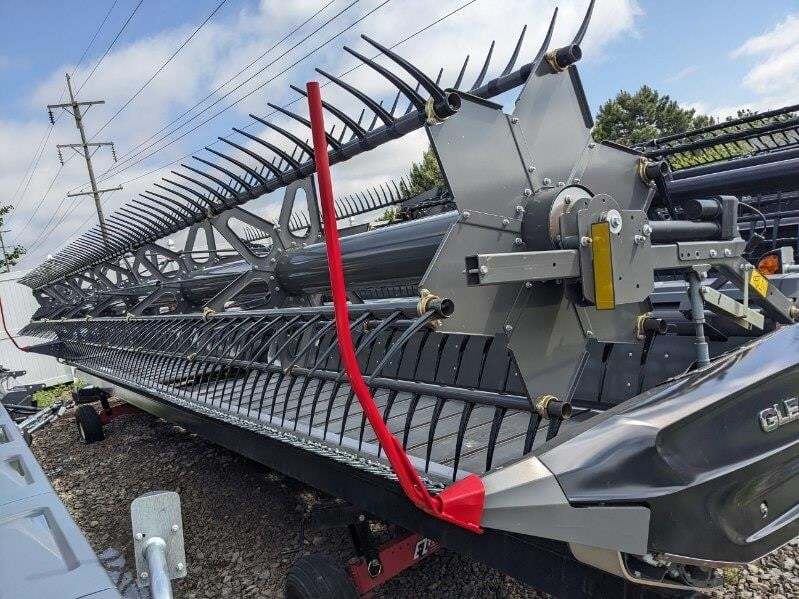 2023 Gleaner 9335 Platform