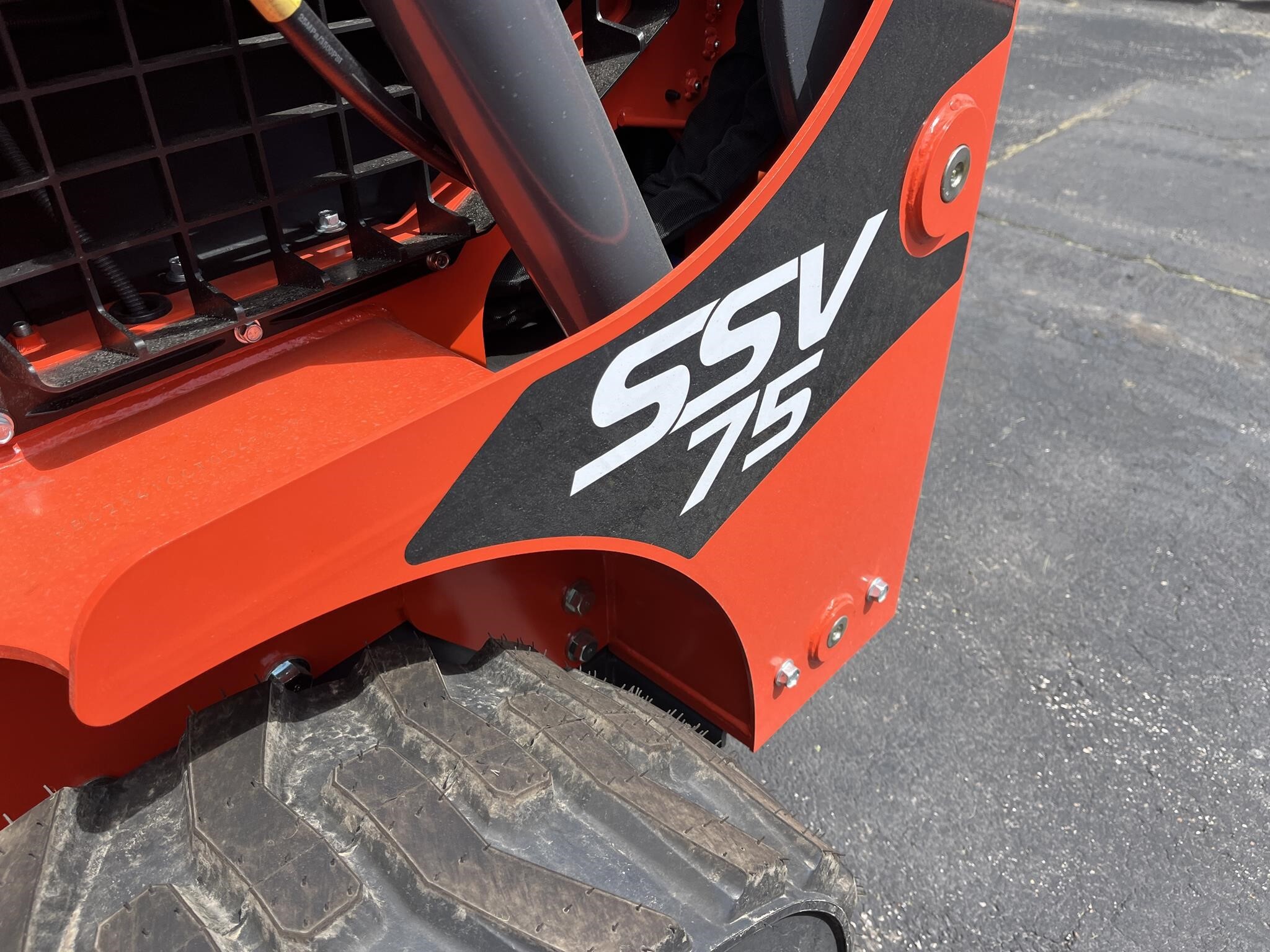 2026 Kubota SSV75 Skid Steer