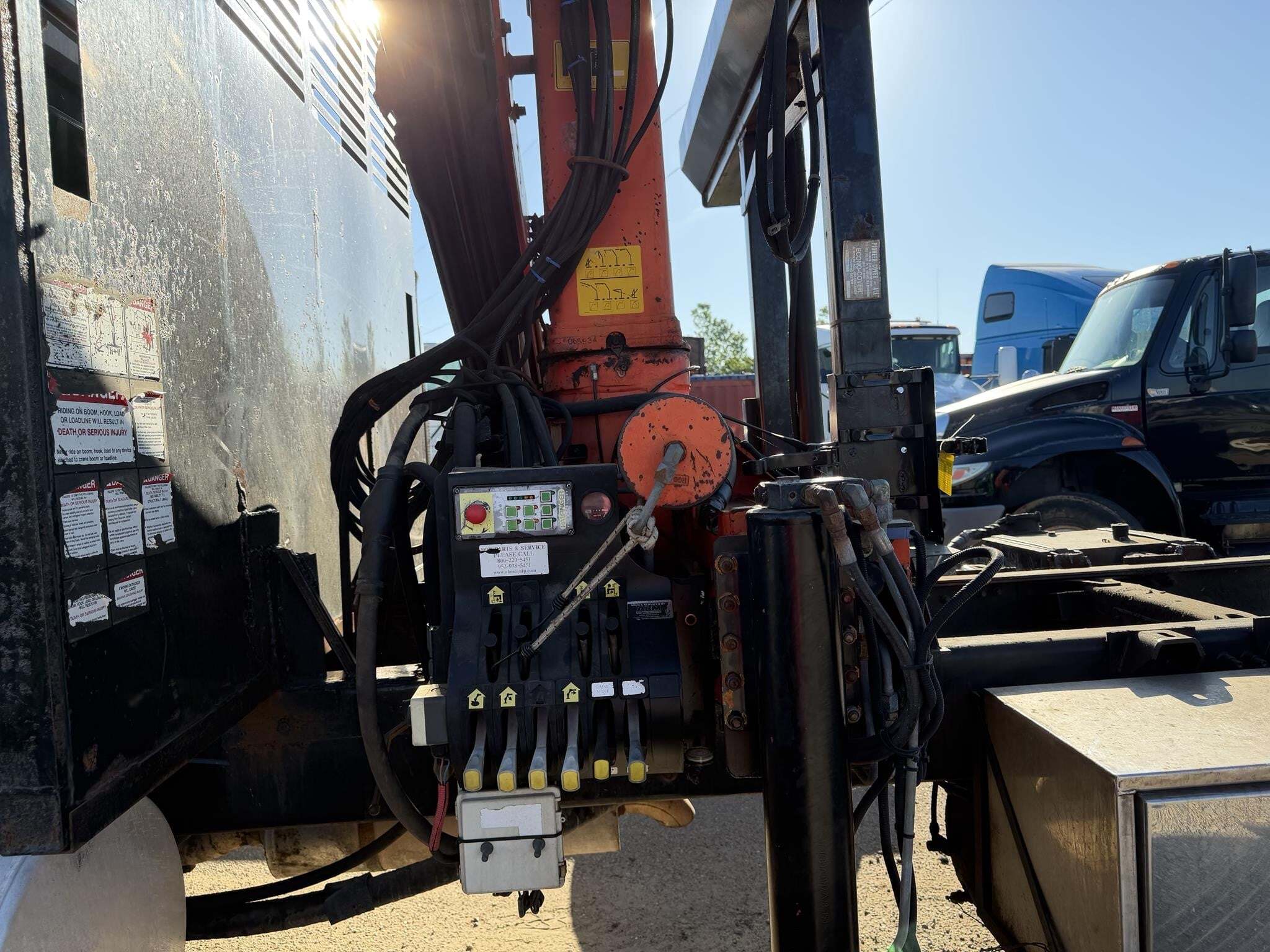 2007 Palfinger PK15500 Crane