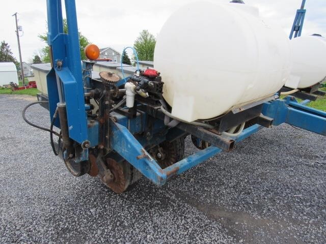  Kinze PT6 Planter