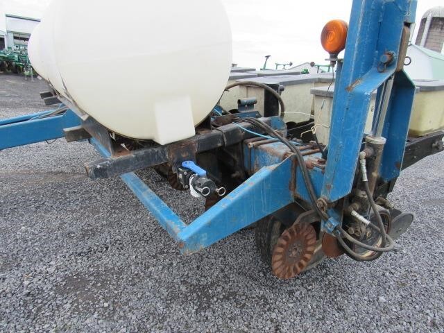  Kinze PT6 Planter