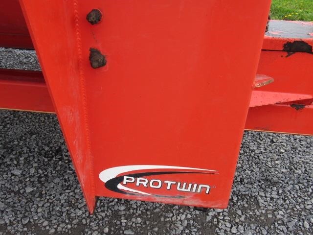 2012 Kuhn Knight 8118 Manure Spreader
