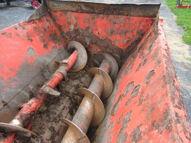 2012 Kuhn Knight 8118 Manure Spreader