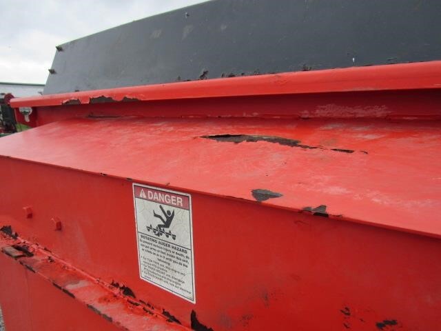 2012 Kuhn Knight 8118 Manure Spreader