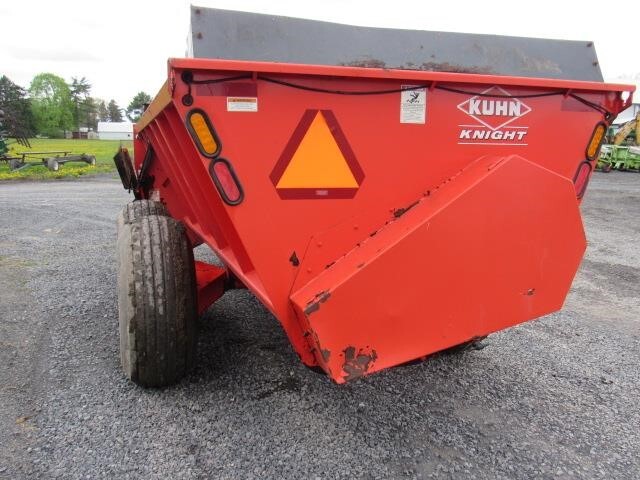 2012 Kuhn Knight 8118 Manure Spreader