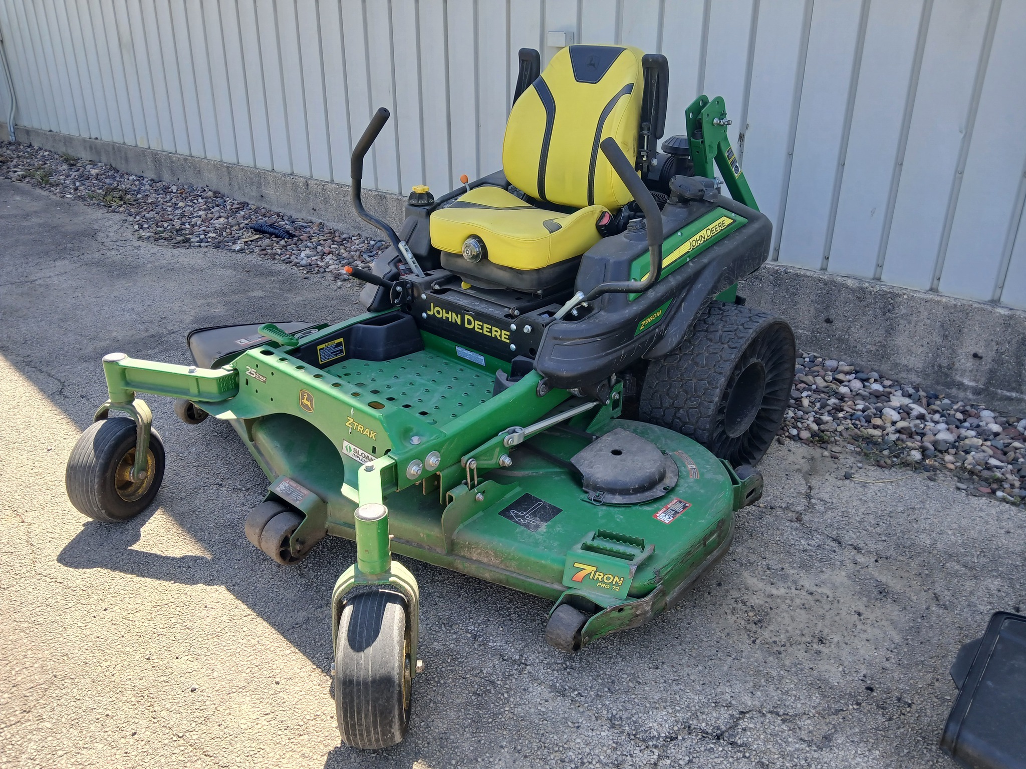 2022 John Deere Z960M Lawn Mower