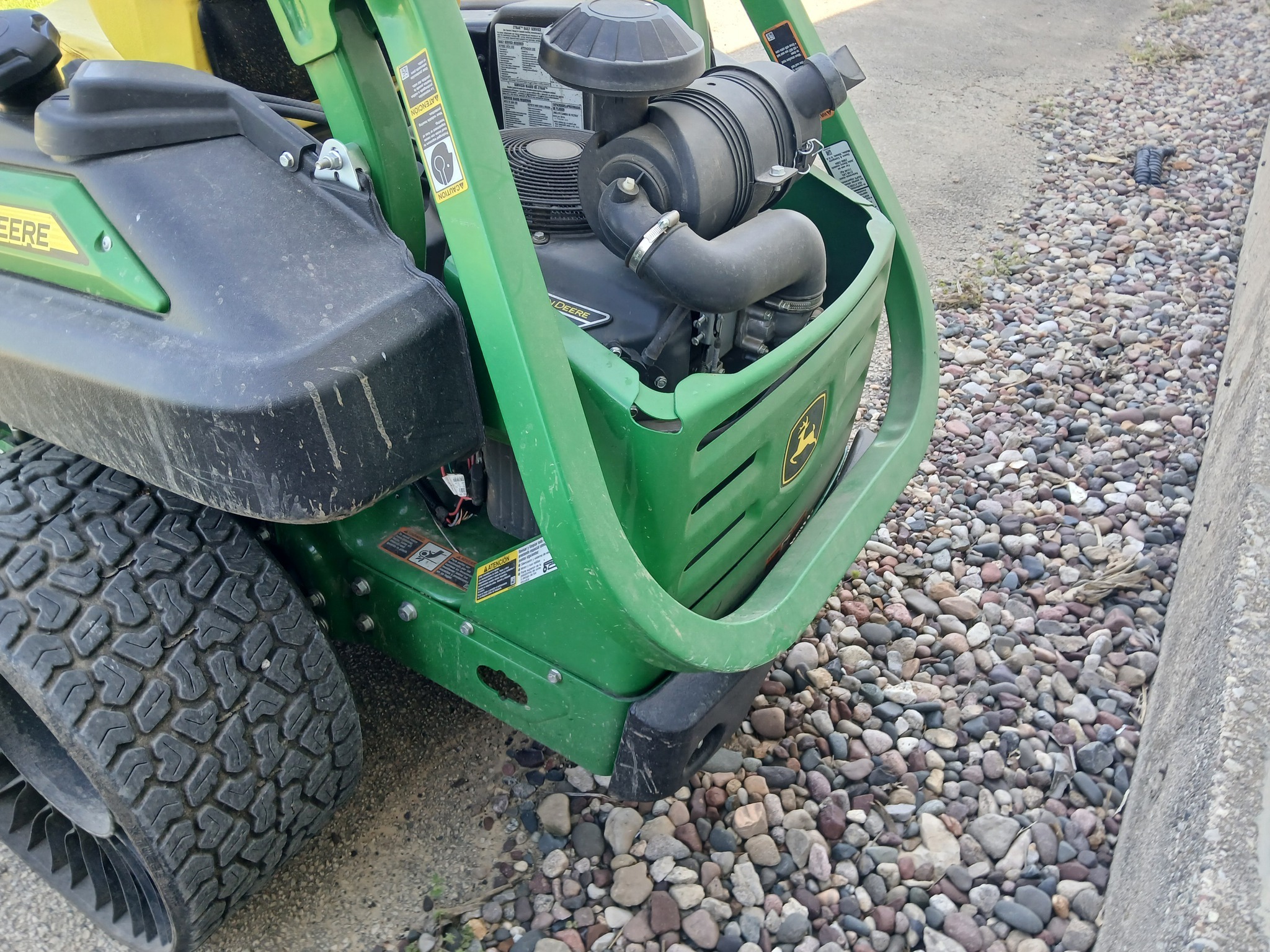 2022 John Deere Z960M Lawn Mower