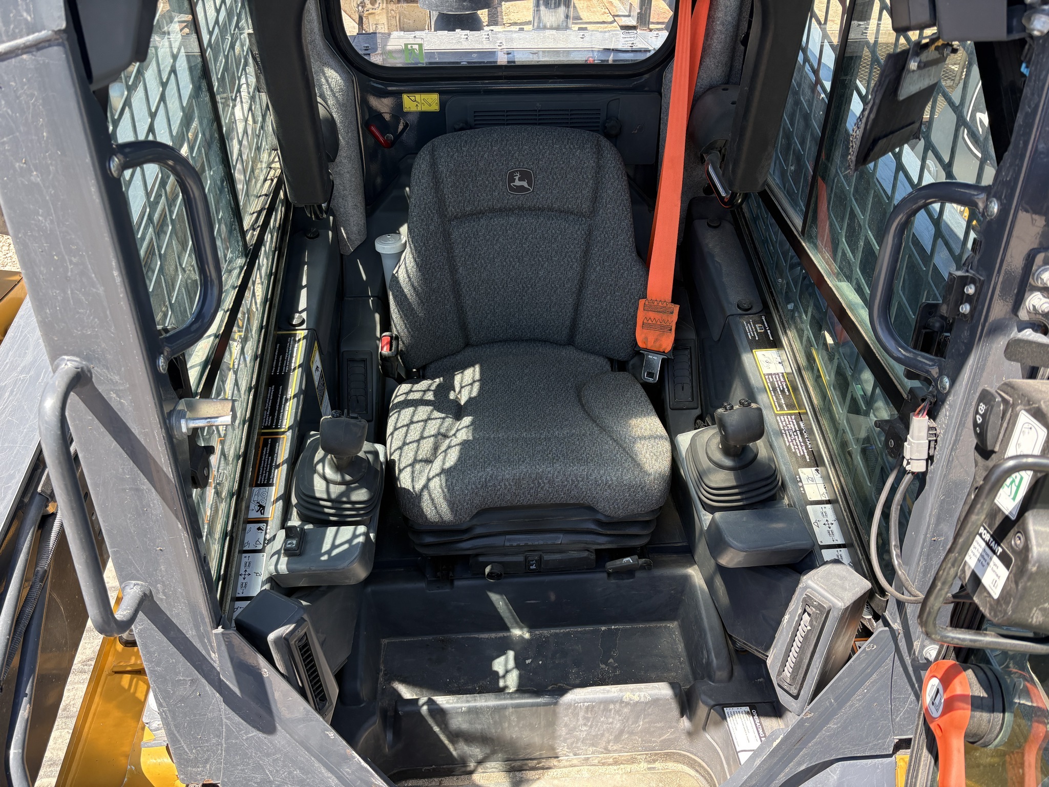2022 Deere 333G Skid Steer