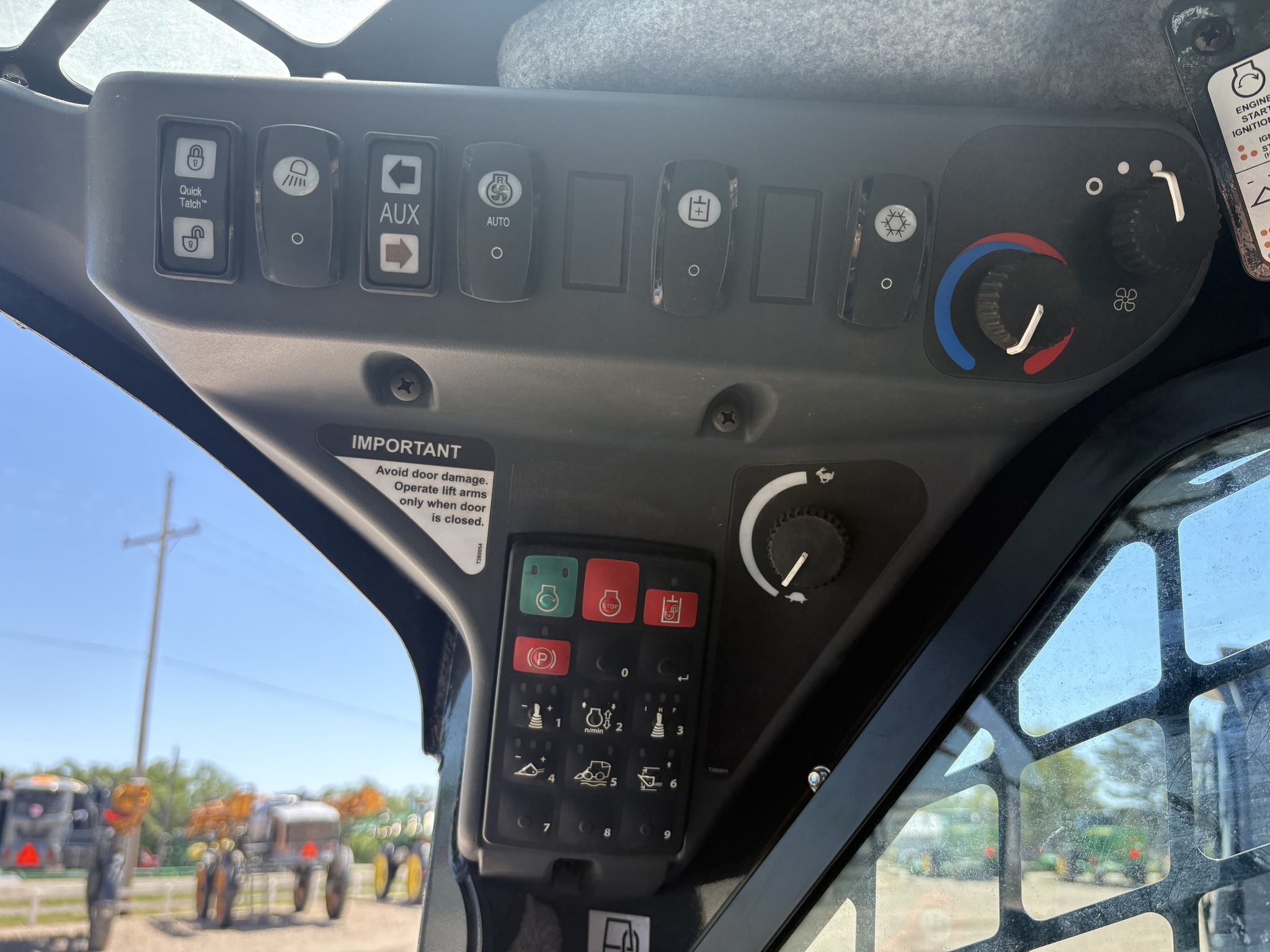 2022 Deere 333G Skid Steer