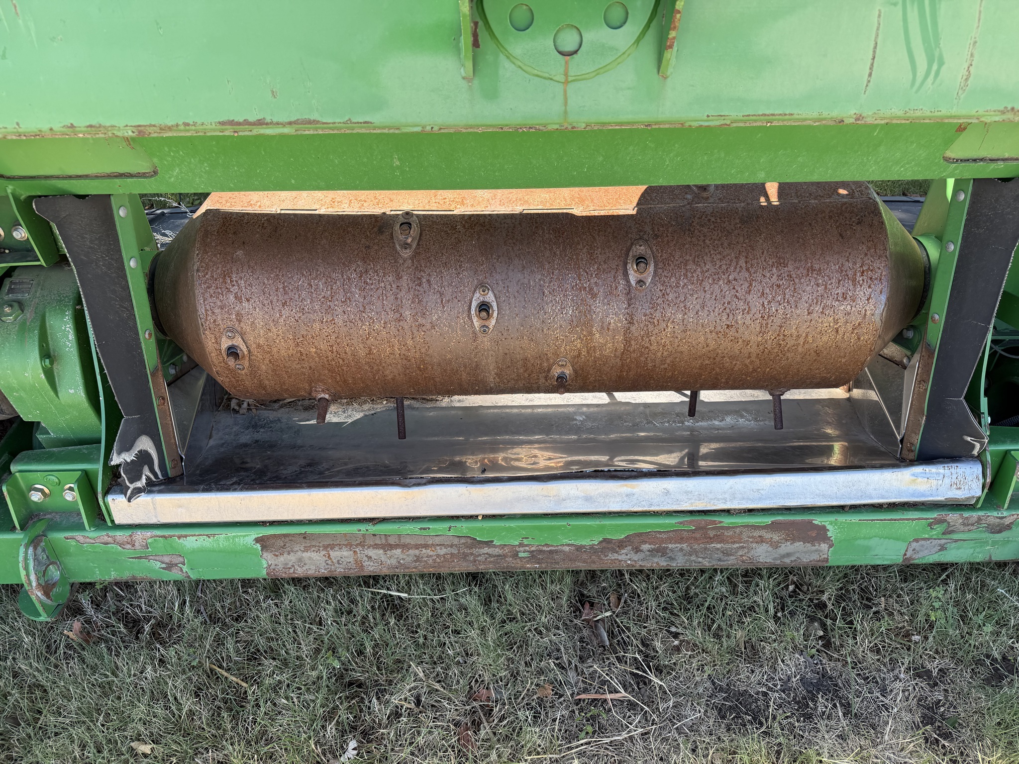 2013 John Deere 640FD Platform