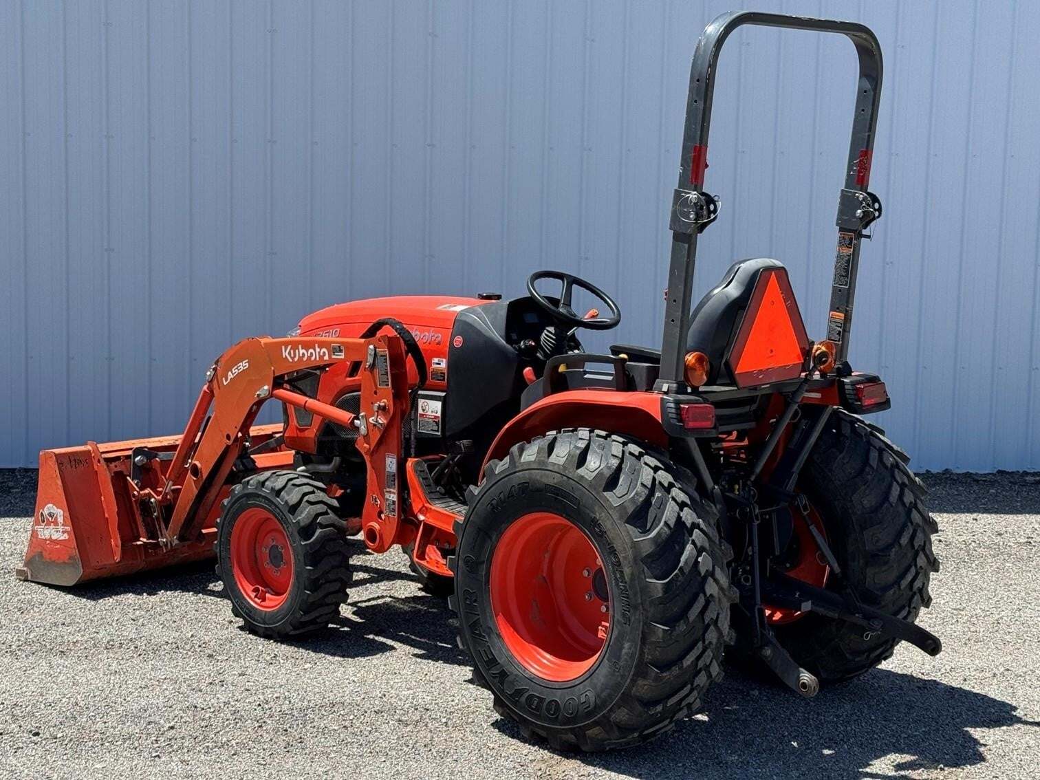 2022 Kubota LX2610 Tractor