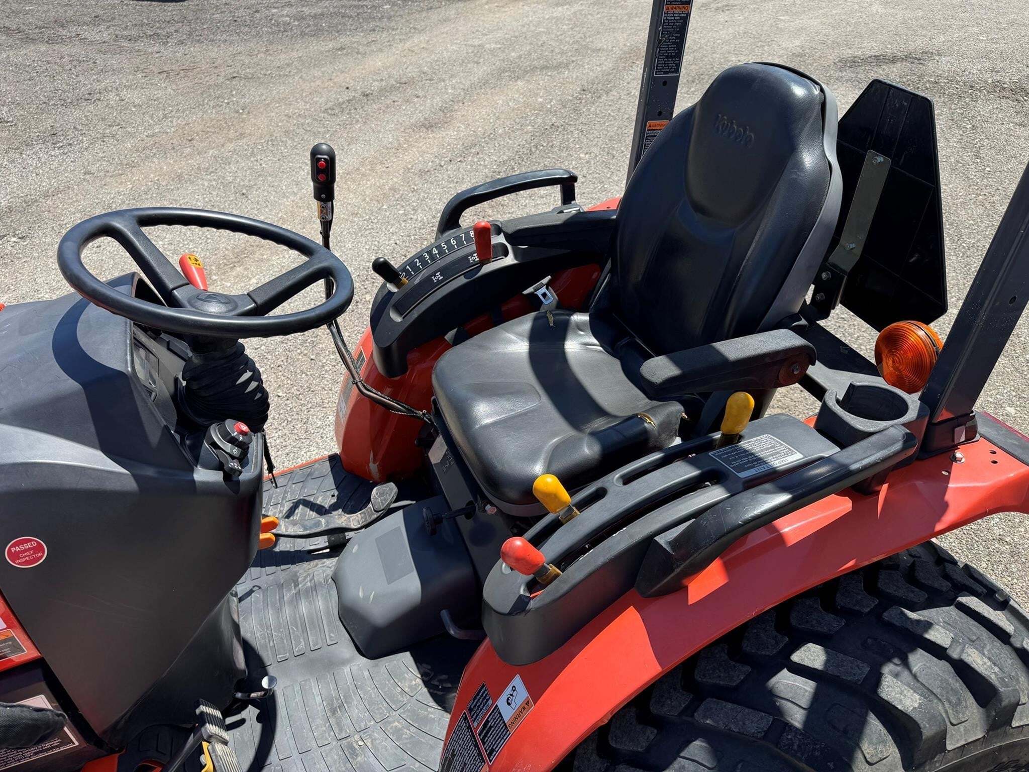 2022 Kubota LX2610 Tractor