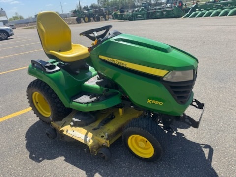 2016 John Deere X590 Lawn Mower
