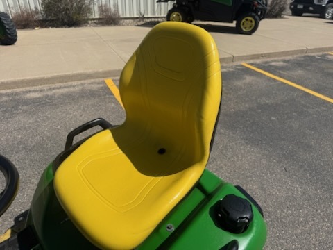 2016 John Deere X590 Lawn Mower