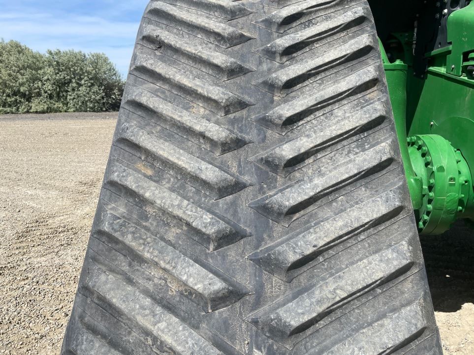 2022 John Deere 9RX 590 Tractor
