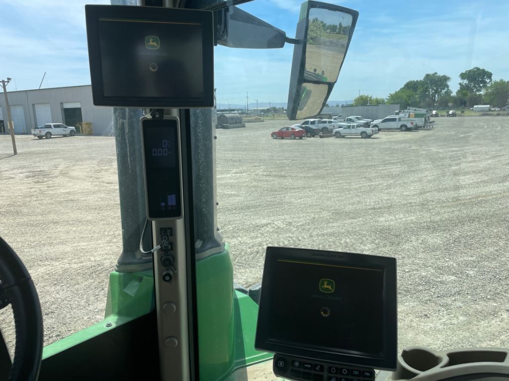 2022 John Deere 9RX 590 Tractor