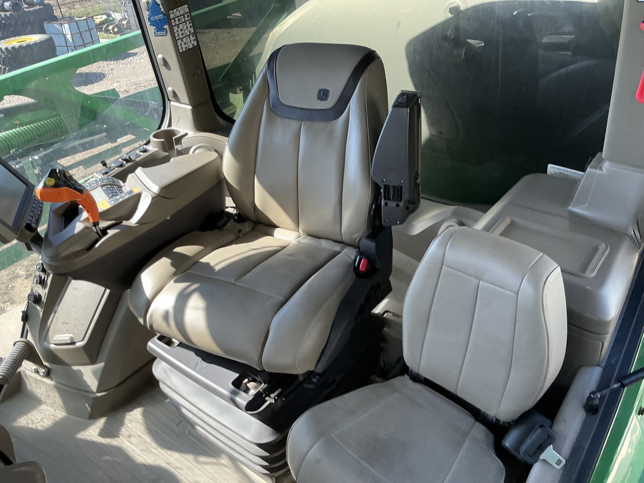 2022 John Deere 412R Self-Propelled Sprayer
