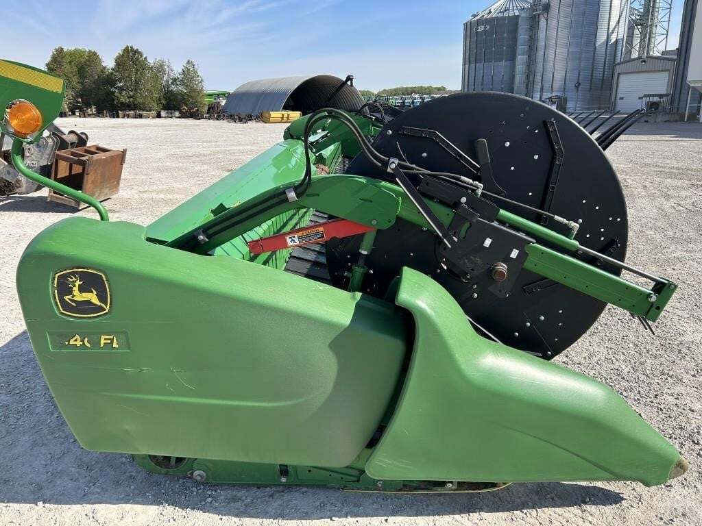 2016 John Deere 640FD Platform