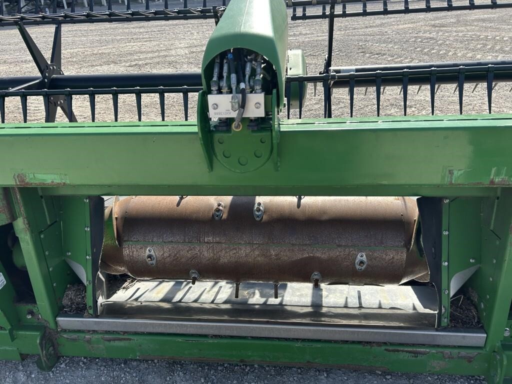 2016 John Deere 640FD Platform