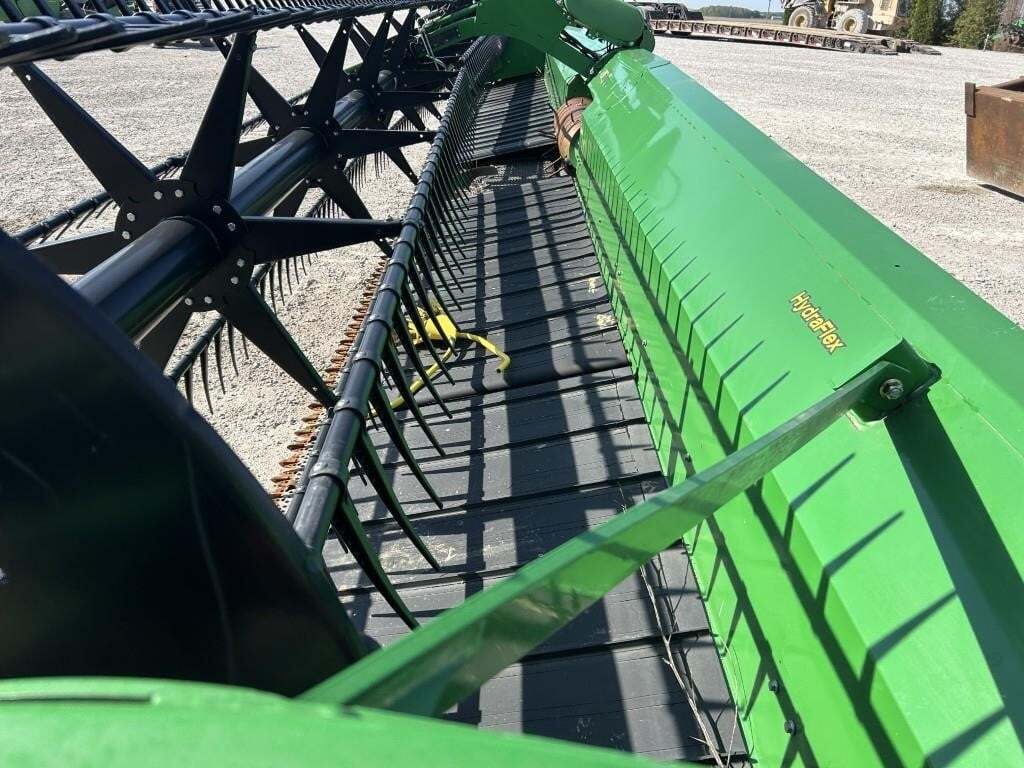 2016 John Deere 640FD Platform