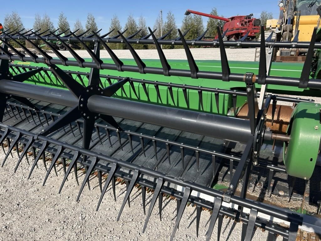 2016 John Deere 640FD Platform