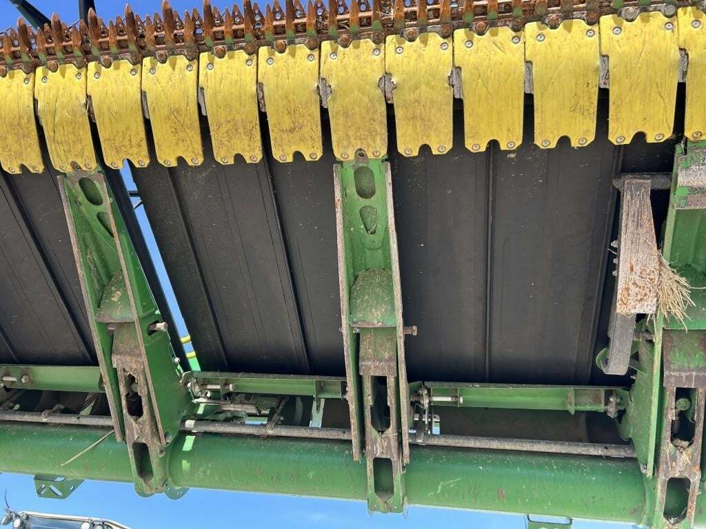 2016 John Deere 640FD Platform