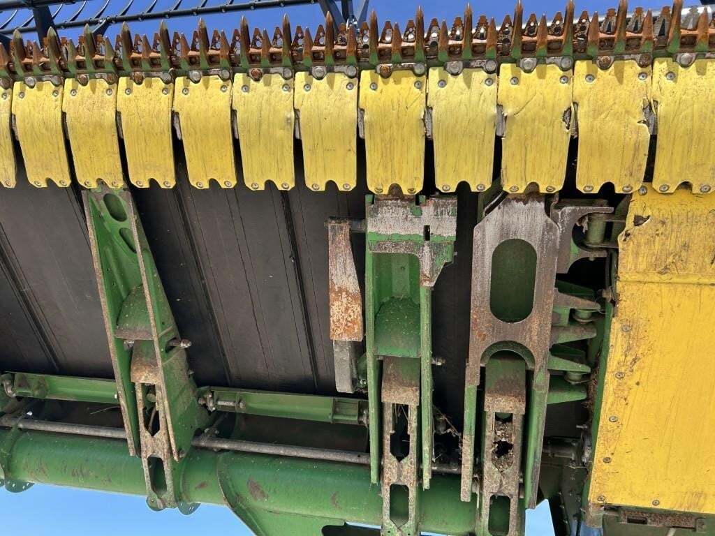 2016 John Deere 640FD Platform